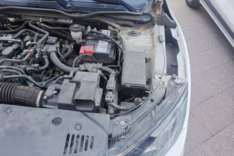 Used Honda Civic 2019 220TURBO CVT Dynamic Edition China V Emission Standard Engine Bay Left
