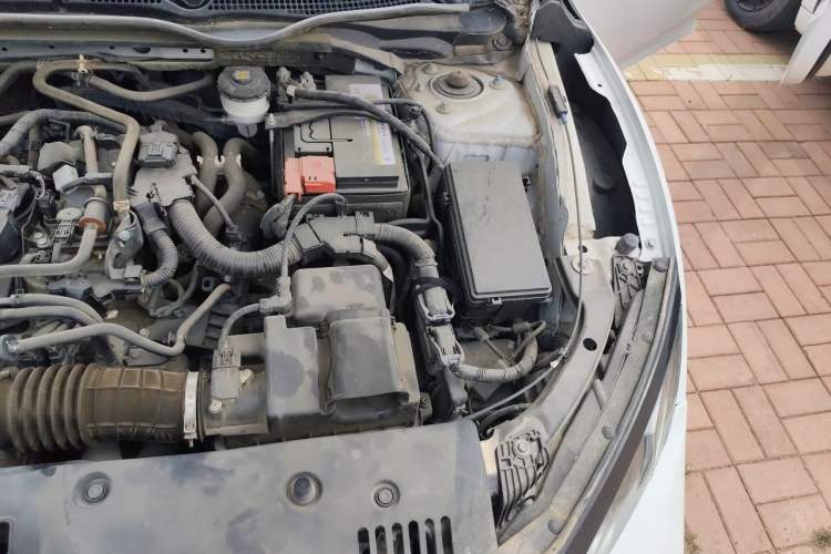 Used Honda Civic 2019 220TURBO CVT Dynamic Edition China VI Emission Standard Engine Bay Left