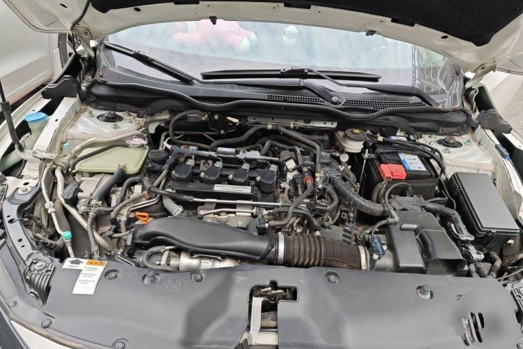 Used Honda Civic 2019 220TURBO CVT Dynamic Edition China V Emission Standard Engine Bay