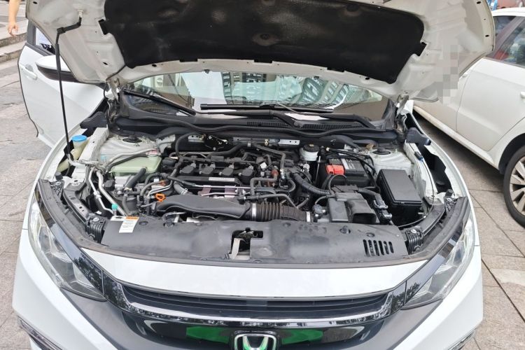 Used Honda Civic 2019 220TURBO Manual Jinkong Edition China VI Engine Bay