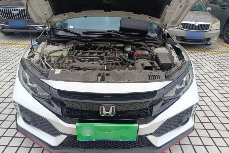 Used Honda Civic 2019 220TURBO CVT Dynamic Edition China VI Engine Bay