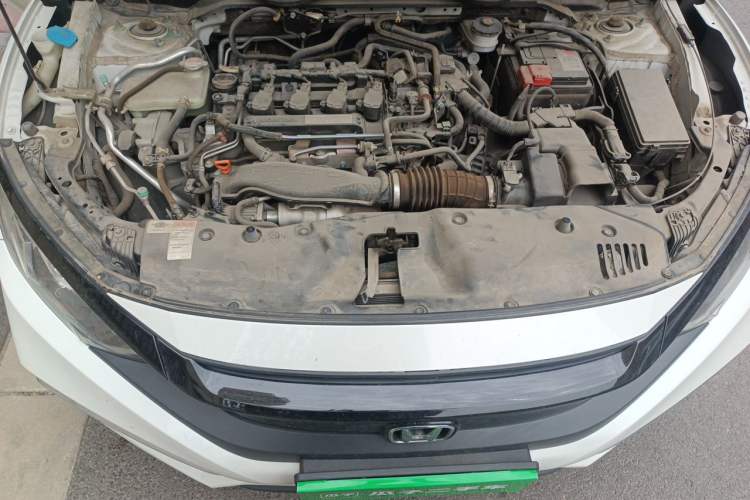 Used Honda Civic 2019 220TURBO CVT Dynamic Edition China VI Engine Bay