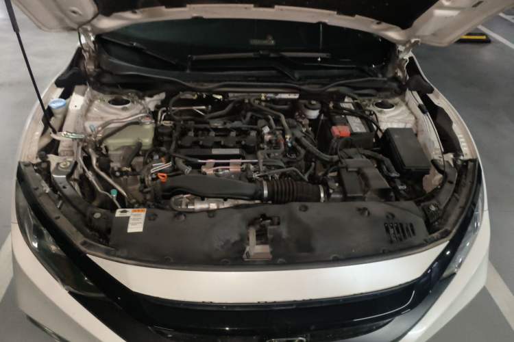 Used Honda Civic 2019 220TURBO CVT Dynamic Edition China VI Engine Bay