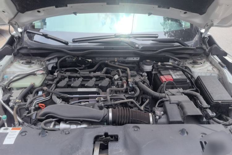 Used Honda Civic 2019 220TURBO CVT Dynamic Edition China VI Emission Standard Engine Bay