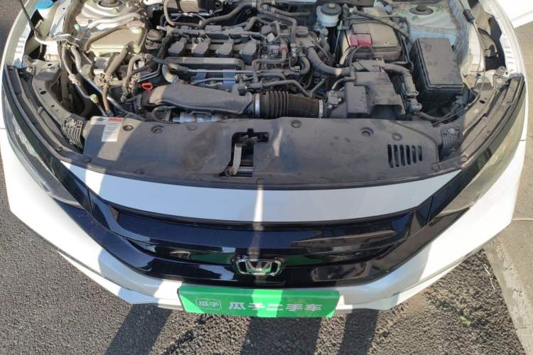 Used Honda Civic 2019 220TURBO CVT Dynamic Edition China VI Engine Bay