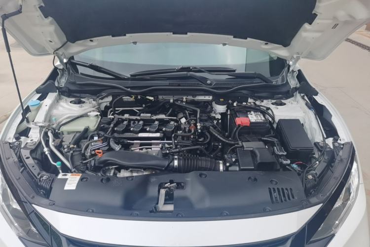 Used Honda Civic 2019 220TURBO CVT Dynamic Edition China VI Engine Bay