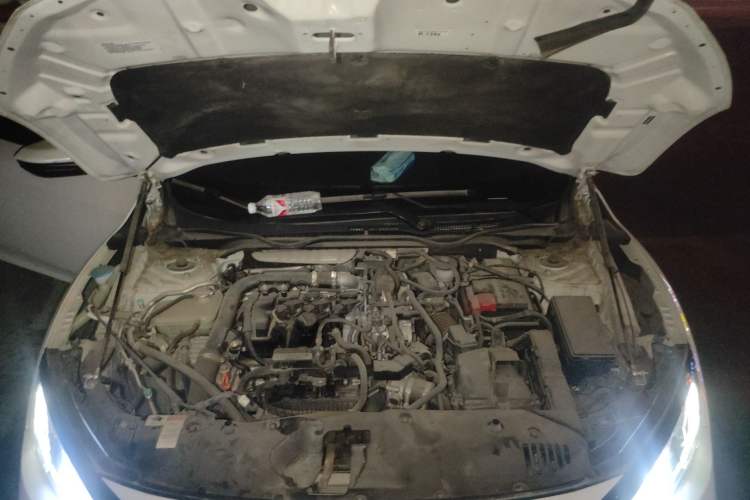 Used Honda Civic 2019 180TURBO CVT Shangqing Edition China VI Engine Bay
