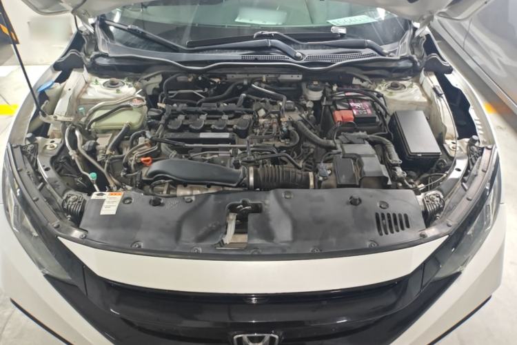 Used Honda Civic 2019 220TURBO CVT Dynamic Edition China VI Emission Standard Engine Bay