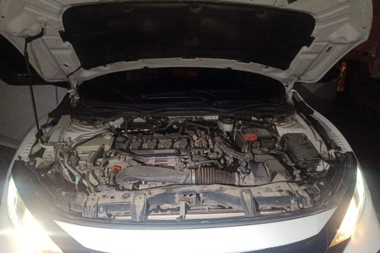 Used Honda Civic 2019 220TURBO CVT Dynamic Edition China VI Engine Bay