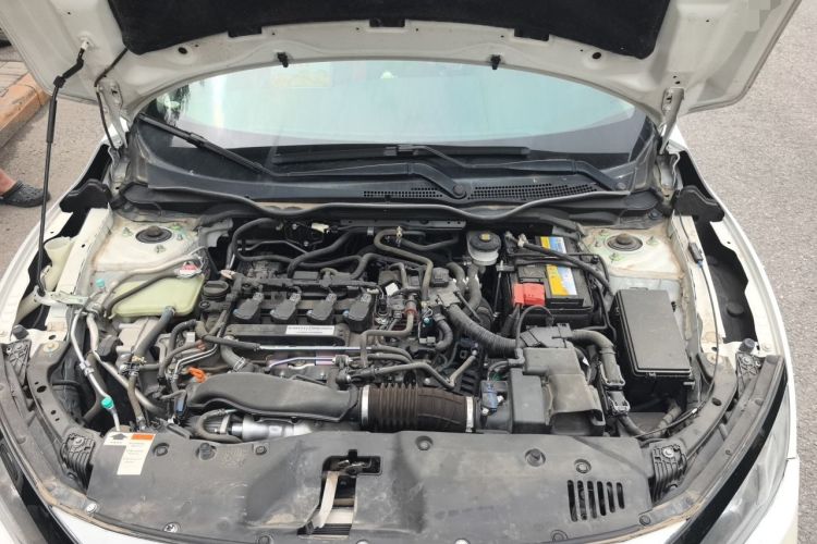 Used Honda Civic 2019 220TURBO CVT Dynamic Edition China VI Engine Bay
