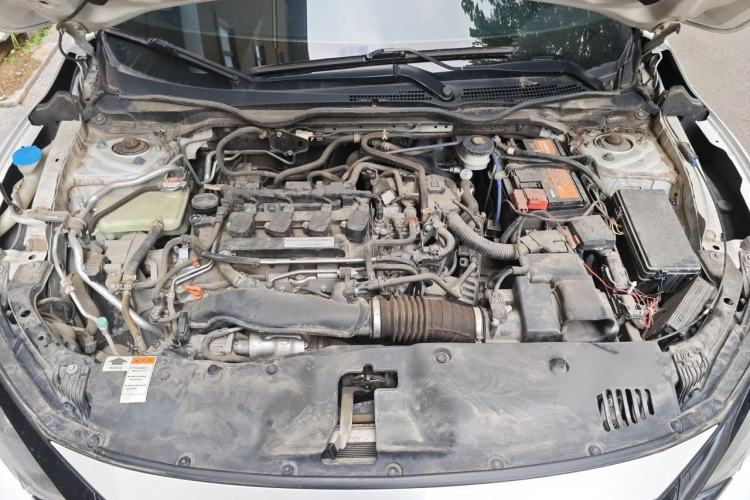 Used Honda Civic 2019 220TURBO CVT Dynamic Edition China VI Emission Standard Engine Bay