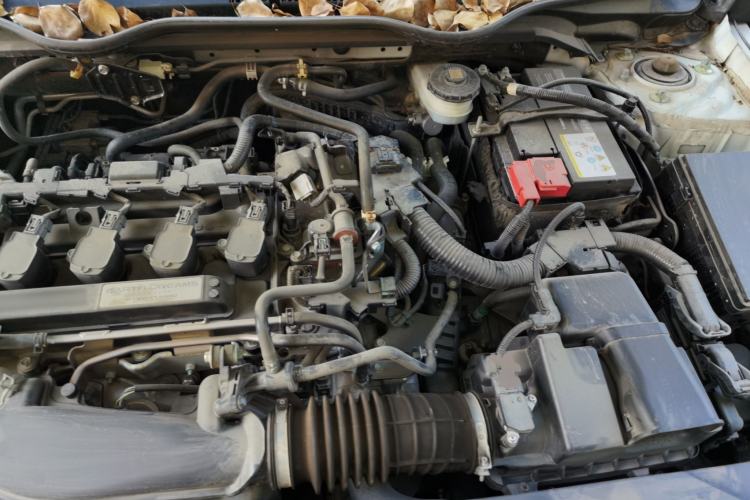 Used Honda Civic 2019 220TURBO CVT Dynamic Edition China V Emission Standard Engine Bay