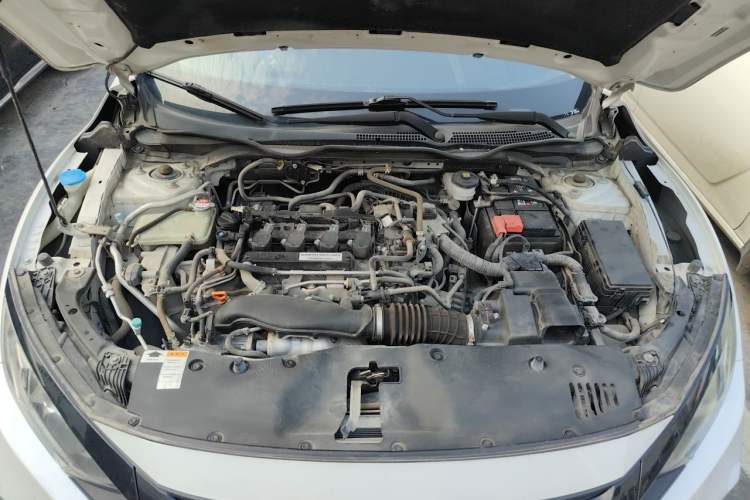 Used Honda Civic 2019 220TURBO CVT Dynamic Edition China VI Engine Bay