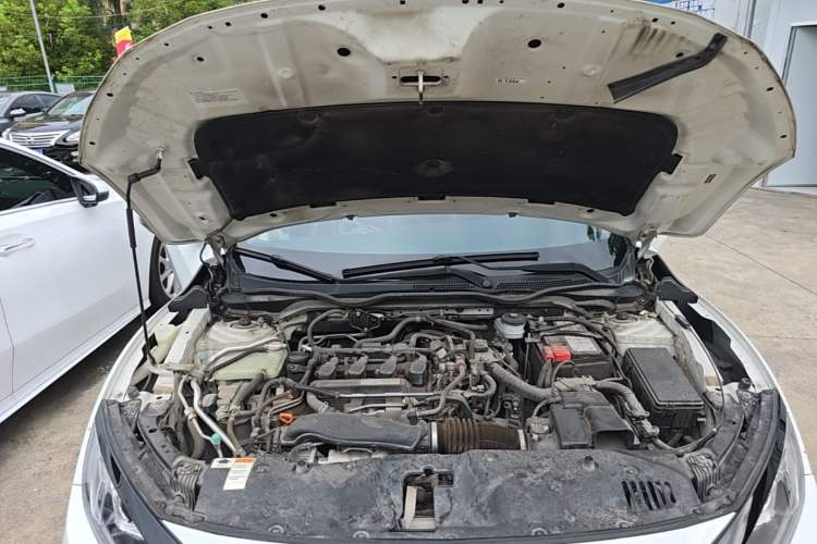 Used Honda Civic 2019 220TURBO CVT Dynamic Edition China V Engine Bay