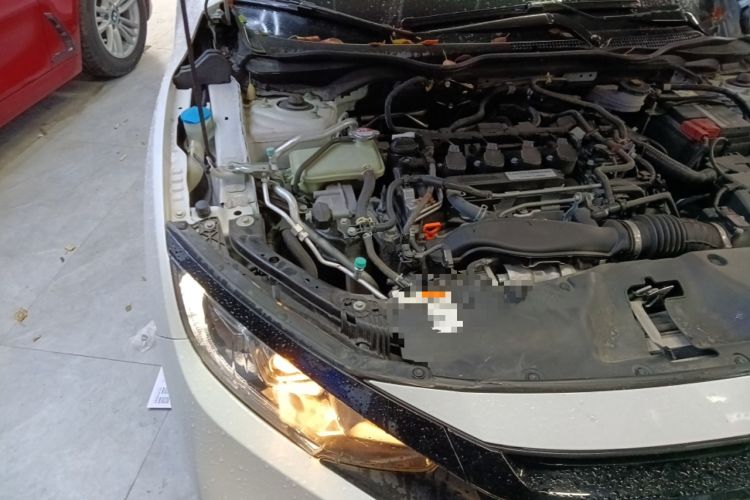 Used Honda Civic 2019 220TURBO CVT Dynamic Edition China VI Engine Bay Right