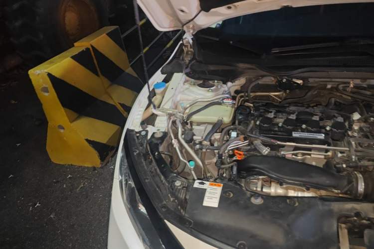 Used Honda Civic 2019 220TURBO CVT Dynamic Edition China VI Engine Bay Right
