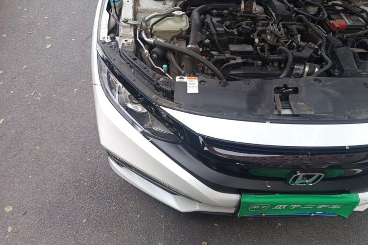 Used Honda Civic 2019 180TURBO CVT Shangyue Edition China V Emission Standard Engine Bay Right
