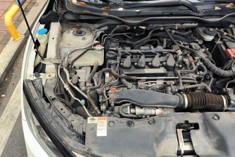 Used Honda Civic 2019 220TURBO CVT Dynamic Edition China VI Emission Standard Engine Bay Right