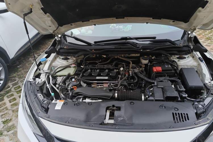 Used Honda Civic 2019 220TURBO CVT Ignition Edition China V Emission Standard Engine Bay Right