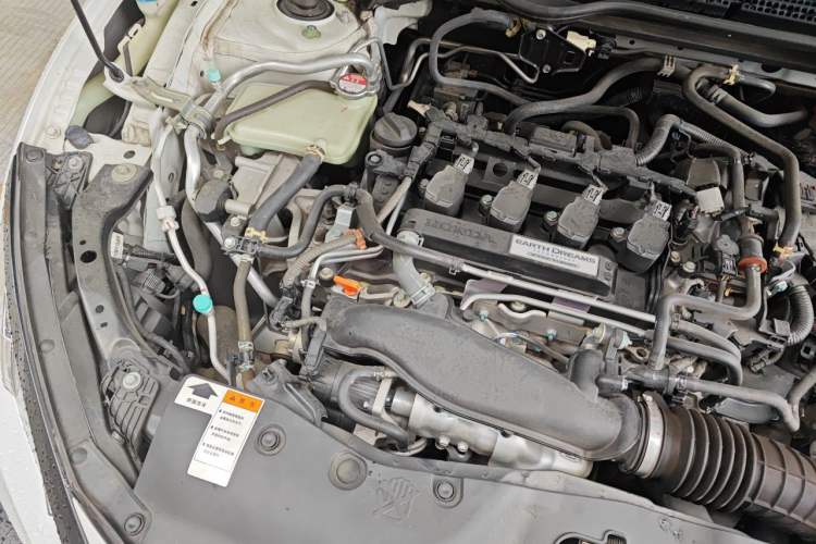 Used Honda Civic 2019 220TURBO CVT Dynamic Edition China VI Engine Bay Right