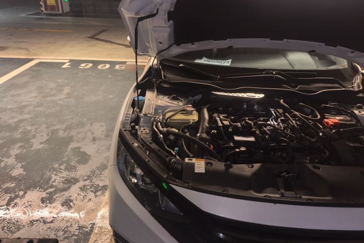 Used Honda Civic 2019 180TURBO CVT Shangdong Edition China VI Engine Bay Right