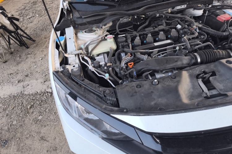 Used Honda Civic 2019 220TURBO CVT Dynamic Edition China VI Engine Bay Right