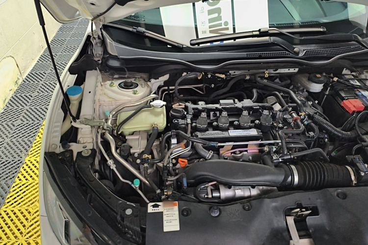 Used Honda Civic 2019 220TURBO CVT Dynamic Edition China VI Engine Bay Right