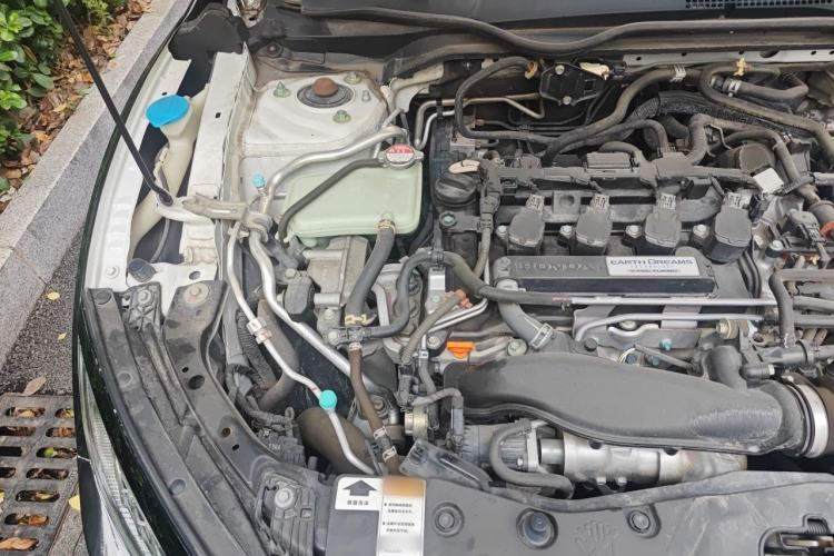 Used Honda Civic 2019 220TURBO CVT Power Edition China VI Emission Standard Engine Bay Right
