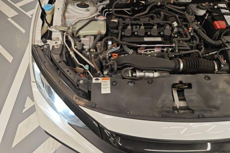 Used Honda Civic 2019 220TURBO CVT Dynamic Edition China VI Engine Bay Right