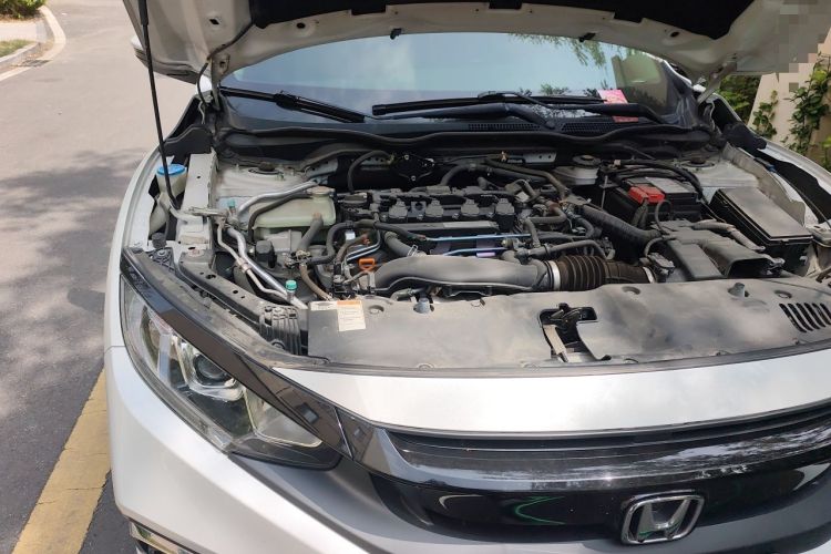 Used Honda Civic 2019 220TURBO CVT Dynamic Edition China VI Engine Bay Right