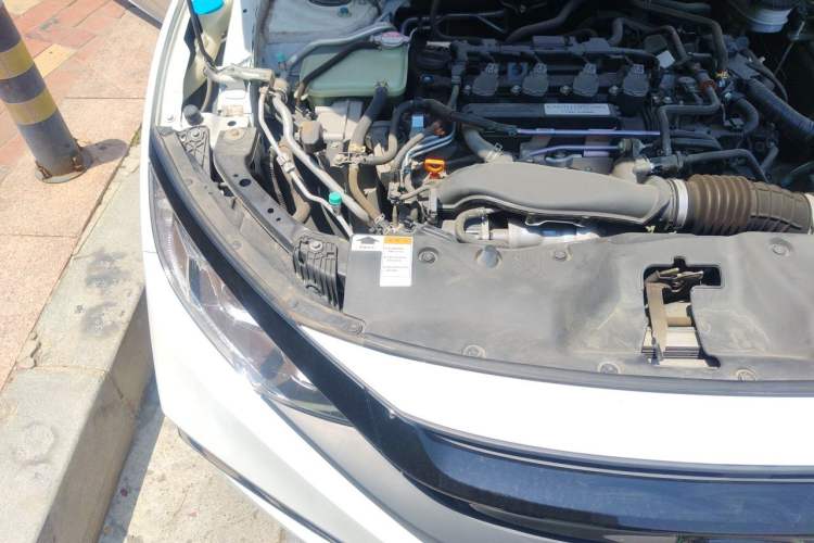Used Honda Civic 2019 220TURBO CVT Dynamic Edition China VI Engine Bay Right