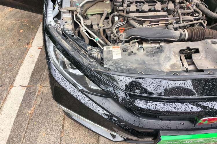 Used Honda Civic 2019 220TURBO CVT Dynamic Edition China VI Engine Bay Right