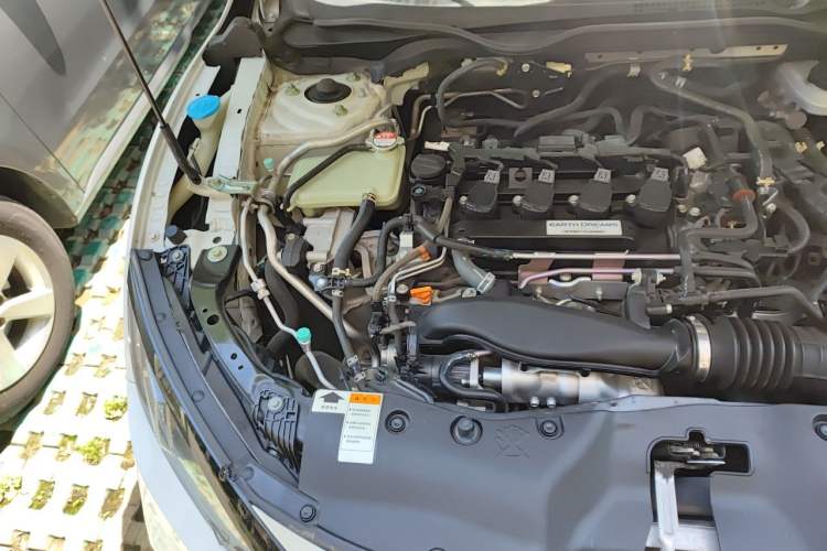 Used Honda Civic 2019 220TURBO CVT Dynamic Edition China VI Engine Bay Right