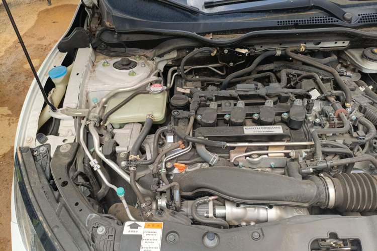 Used Honda Civic 2019 220TURBO CVT Dynamic Edition China VI Engine Bay Right