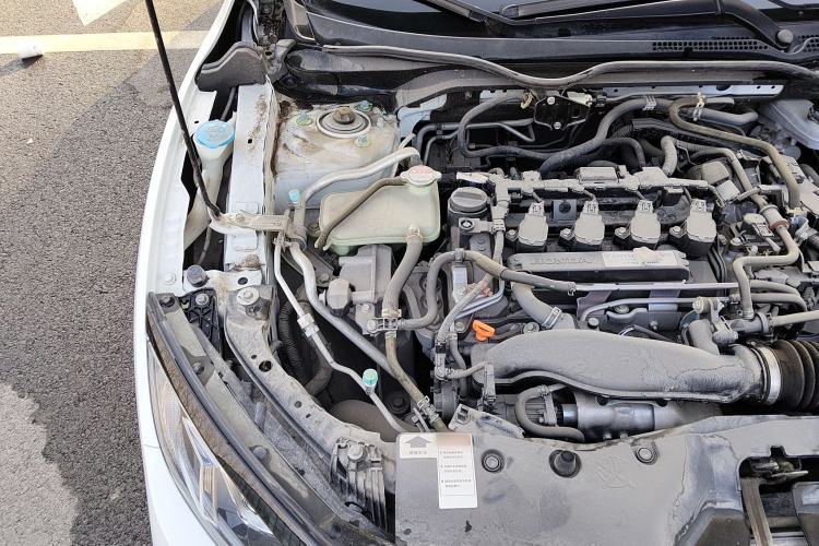 Used Honda Civic 2019 220TURBO Manual Jinkong Edition China VI Engine Bay Right