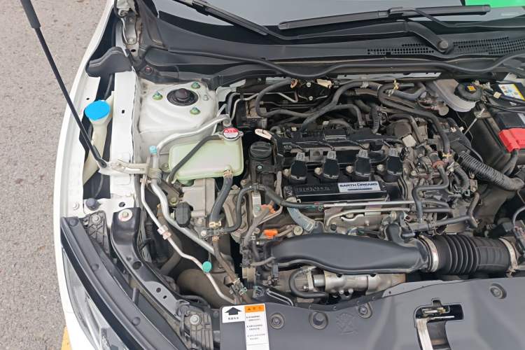 Used Honda Civic 2019 220TURBO Manual Jinkong Edition China VI Engine Bay Right