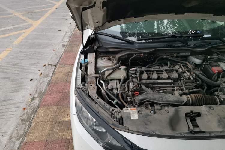 Used Honda Civic 2019 220TURBO CVT Dynamic Edition China VI Engine Bay Right
