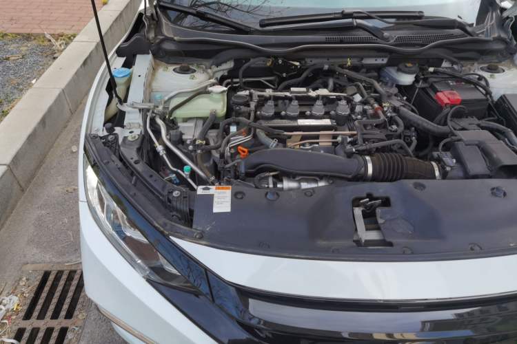 Used Honda Civic 2019 220TURBO Manual Jinkong Edition China VI Engine Bay Right