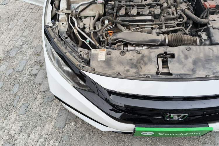 Used Honda Civic 2019 220TURBO CVT Dynamic Edition China VI Emission Standard Engine Bay Right
