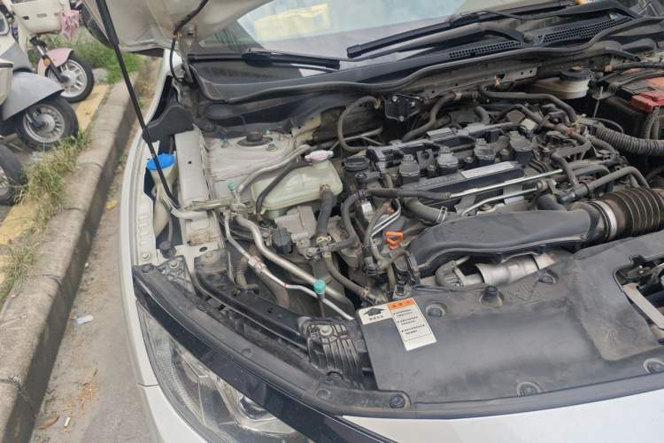 Used Honda Civic 2019 220TURBO CVT Dynamic Edition China VI Engine Bay Right