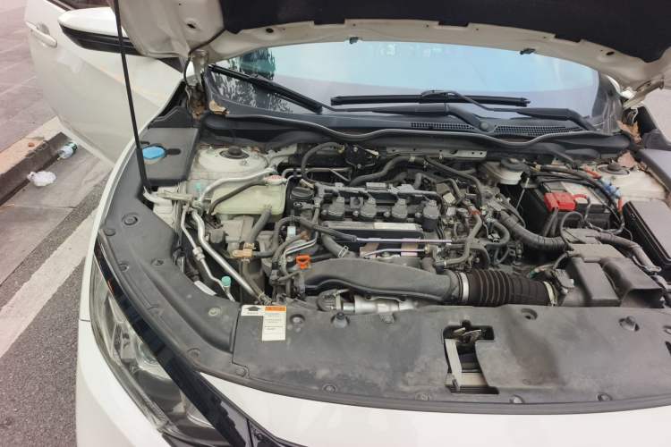 Used Honda Civic 2019 220TURBO CVT Dynamic Edition China V Engine Bay Right