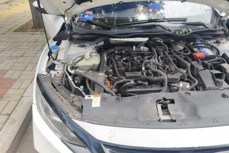 Used Honda Civic 2019 180TURBO CVT Shangdong Edition China VI Engine Bay Right