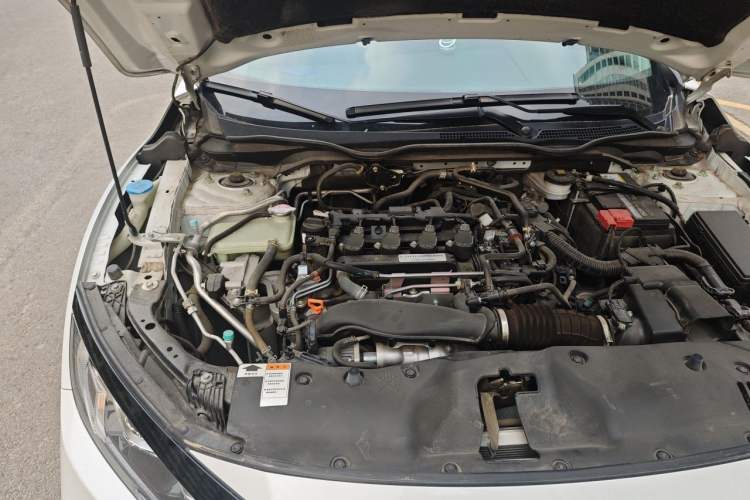 Used Honda Civic 2019 220TURBO CVT Dynamic Edition China VI Engine Bay Right
