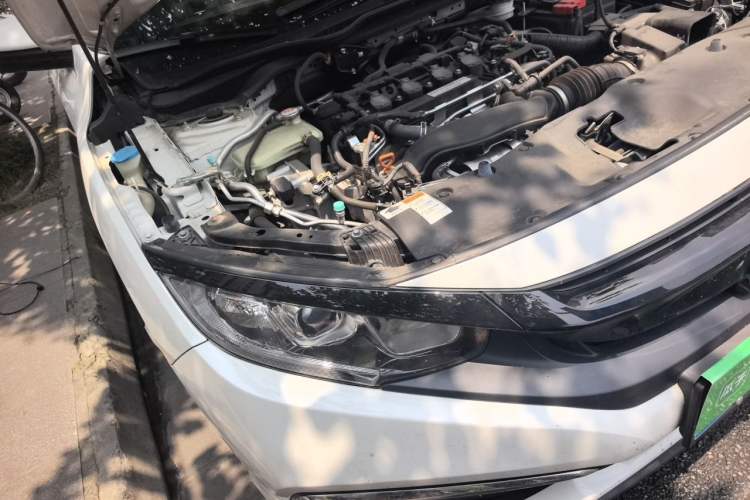 Used Honda Civic 2019 220TURBO CVT Dynamic Edition China VI Engine Bay Right