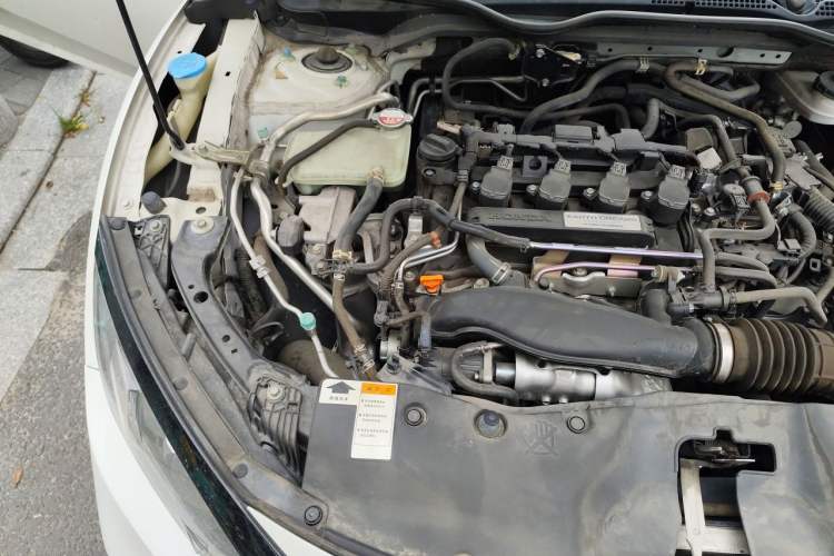 Used Honda Civic 2019 220TURBO CVT Dynamic Edition China VI Engine Bay Right