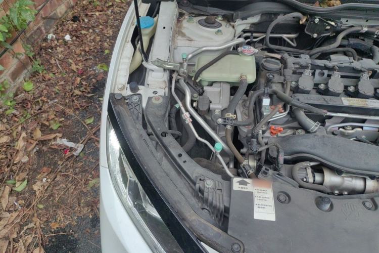 Used Honda Civic 2019 220TURBO CVT Dynamic Edition China VI Emission Standard Engine Bay Right