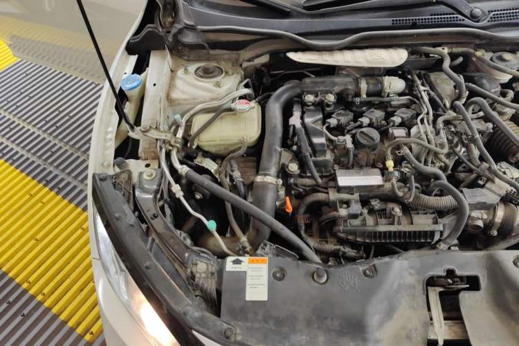 Used Honda Civic 2019 180TURBO CVT Shangdong Edition China V Engine Bay Right