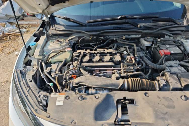 Used Honda Civic 2019 220TURBO CVT Power Edition China VI Emission Standard Engine Bay Right