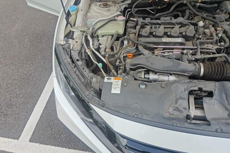 Used Honda Civic 2019 220TURBO CVT Dynamic Edition China VI Emission Standard Engine Bay Right