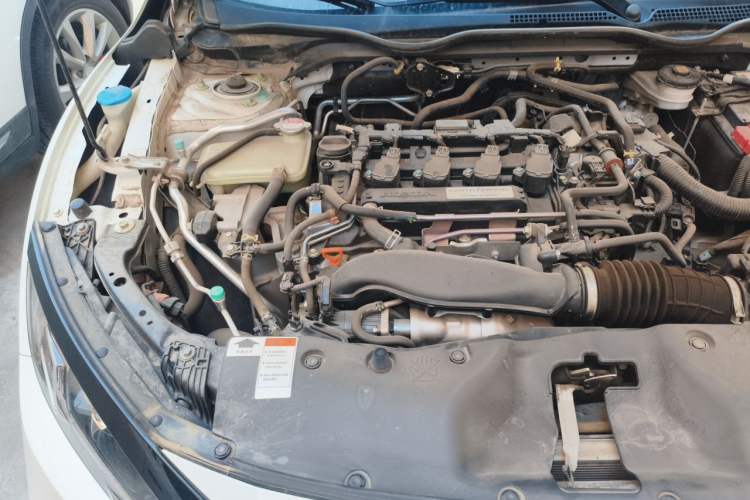 Used Honda Civic 2019 220TURBO CVT Dynamic Edition China VI Emission Standard Engine Bay Right